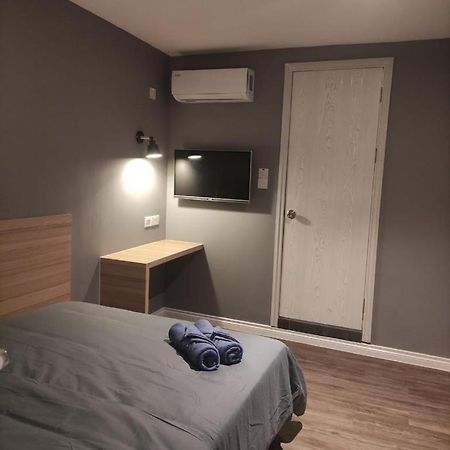 Ez Cabins 斯里巴加湾市 外观 照片